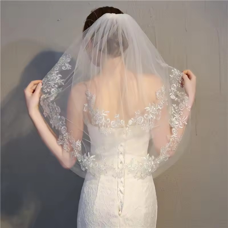 Factory Direct Selling Lace Wedding Accessory Women's Short New Veil Wedding Veil Bridal with Comb