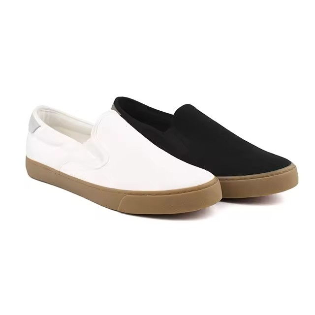 Unisex Custom logo Free Design slip on Shoes Men and Women Loafers Canvas Shoes Sneakers Vulcanized Casual Shoes